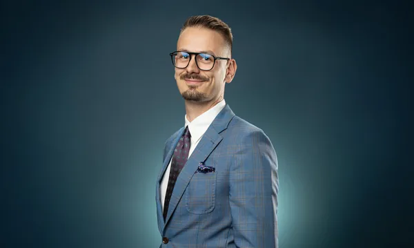 Damian Ejsmont - ekspert finansowy Penthouse Office Kraków