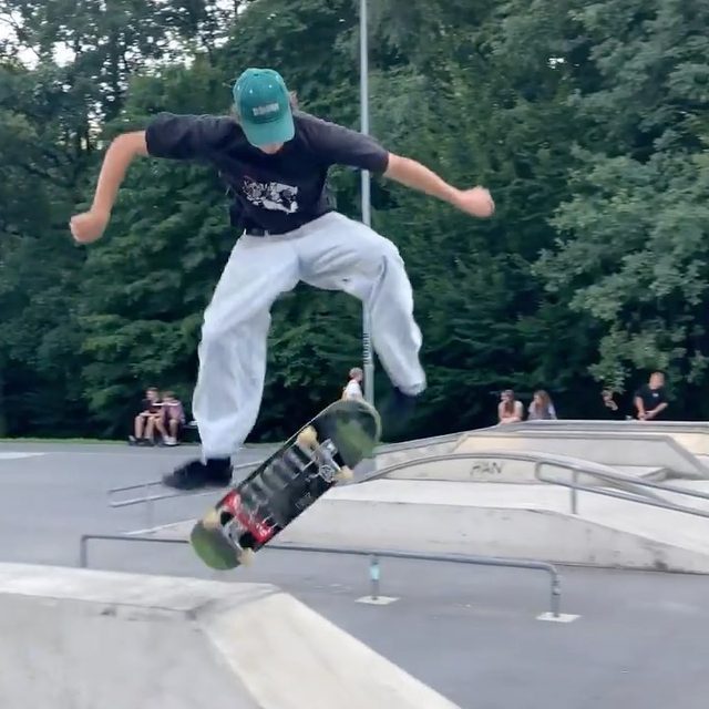 Sport i adrenalina - zespół Penthouse Office poza biurem