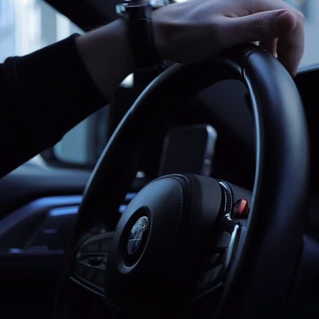 Motoryzacja - zespół Penthouse Office poza biurem